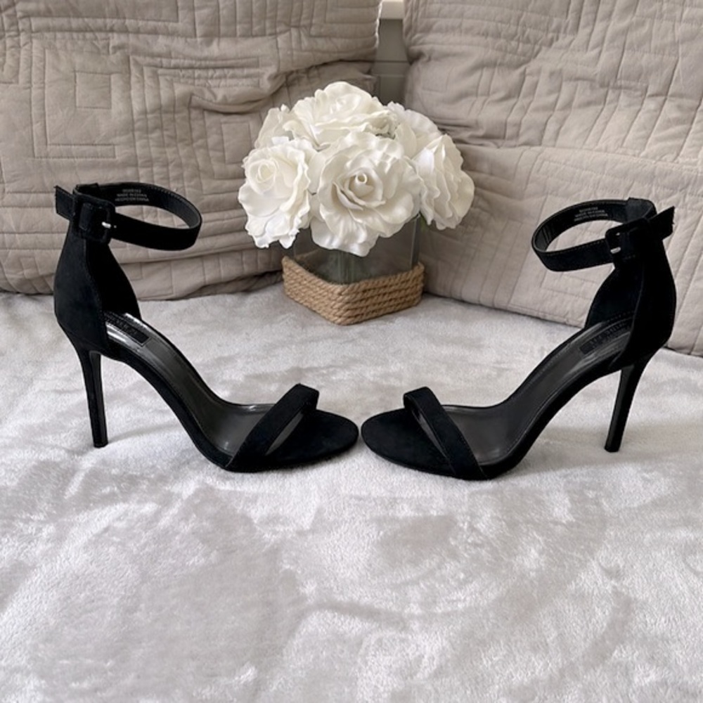 Black heels 8 - Picture 4 of 14